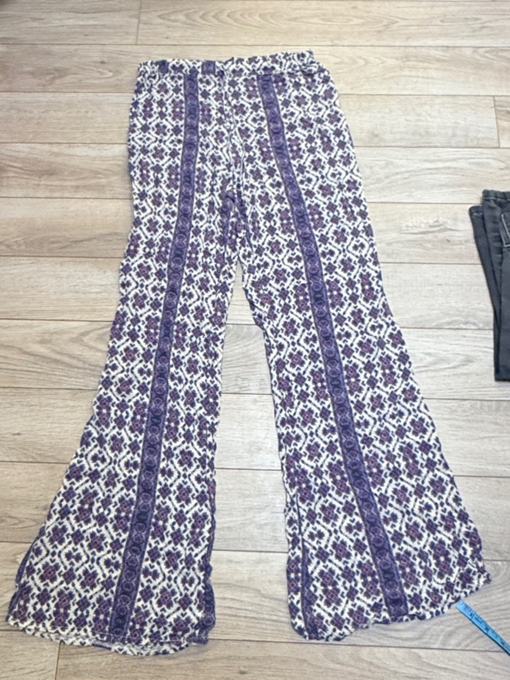 Brandy Melville Purple pants onesize